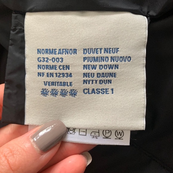 Moncler Women’s Hooded Down Puffer Coat - Picture 10 of 13